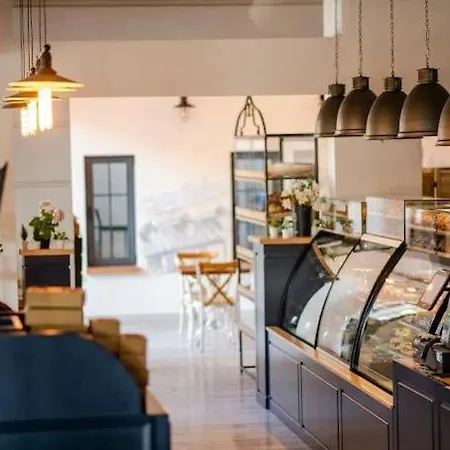 Caesar Clarus Apartment Trikomo